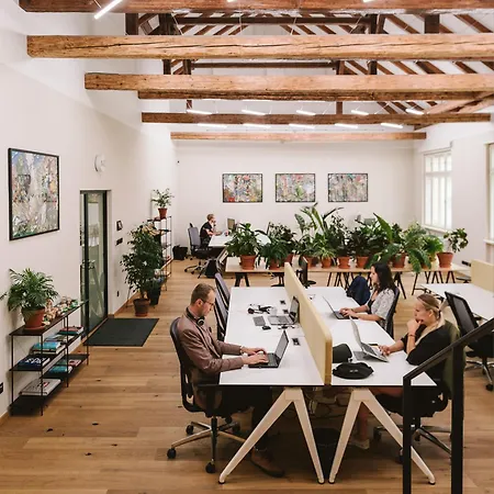Design In The Center