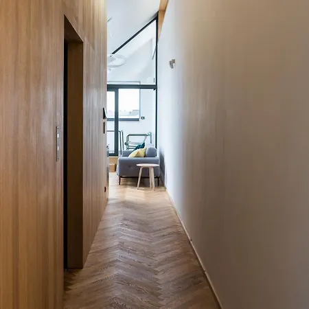 Design In The Center Apartmán *